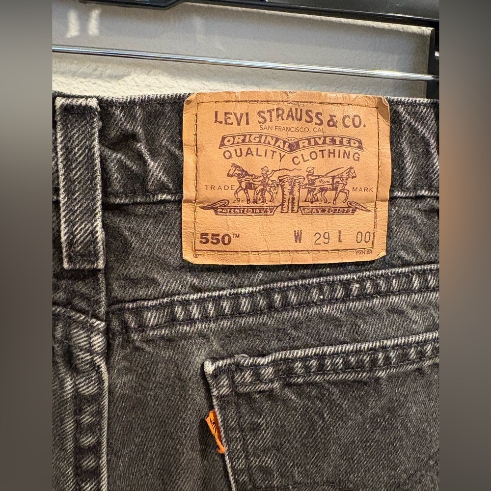 Vintage Orange Tab 1994 Levi’s 550 Faded Black Cutoff Shorts Size 29 28 Actual - Picture 9 of 16